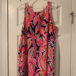 Large Lilly Pulitzer Shift Dress.